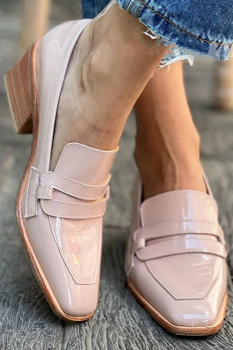 MOCASINES CON TACÓN ANCHO BRILLANTES